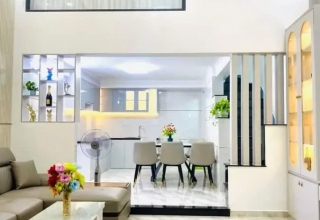 CHÍNH CHỦ BÁN NHÀ 3,5 TẦNG VỊ TRÍ ĐẮC ĐỊA GÒ VẤP, GIÁ CỰC HẤP DẪN. 