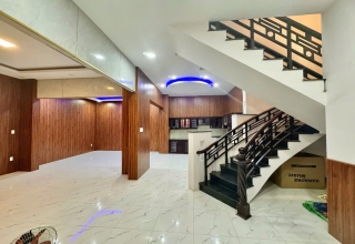 Siêu Phẩm Góc 2 Mặt Tiền Đường 339, Phước Long B, Q9 – Cơ Hội Đầu Tư Hấp Dẫn!