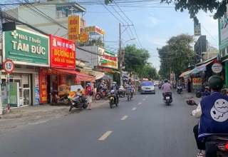 BÁN NHÀ MẶT TIỀN KINH DOANH TẠI PHƯỜNG LINH XUÂN, THỦ ĐỨC! GIÁ TỐT. 