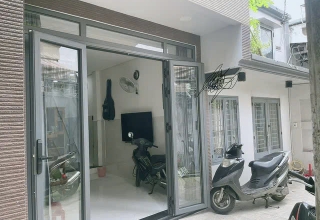 BÁN NHÀ 2 TẦNG ĐẸP TẠI BÌNH THẠNH - CÁCH HẺM XE HƠI 10M - NHỈNH 6 TỶ