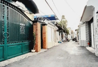 Bán nhà C4, Đường số 13, Linh Xuân, Thủ Đức Nhỉnh hơn 5 Tỷ. 