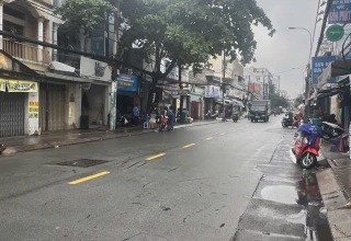 Bán Nhà Mặt Tiền Bùi Đình Tuý, Quận Bình Thạnh, Vị trí đắc địa chỉ 20 Tỷ.