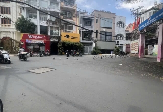 BÁN NHÀ NGUYỄN THỊ HUỲNH - VỊ TRÍ ĐẮC ĐỊA - MẶT TIỀN KINH DOANH - 5 TẦNG BTCT - 75M2 - 29 TỶ