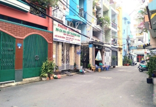 BÁN NHÀ HẺM NHƯ MẶT TIỀN - XE HƠI THÔNG - P11, Q. PHÚ NHUẬN - 33M² - 4 TẦNG - 8.5 TỶ TL